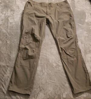 Kuhl Renegade Rock Pants Mens 42W x 34L Hiking Trail Style 5603